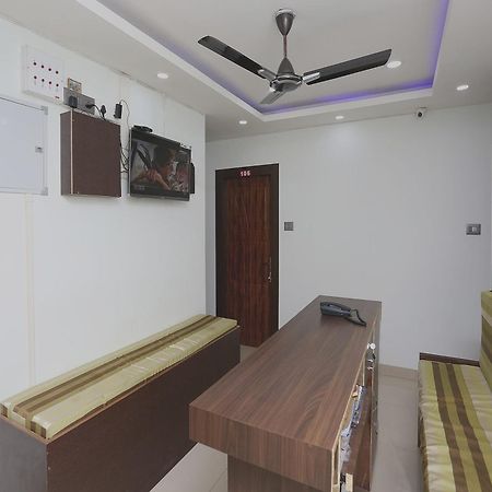 Hotel O Aashray Guest House 구와하티 외부 사진